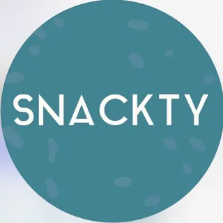 SNACKTY logo